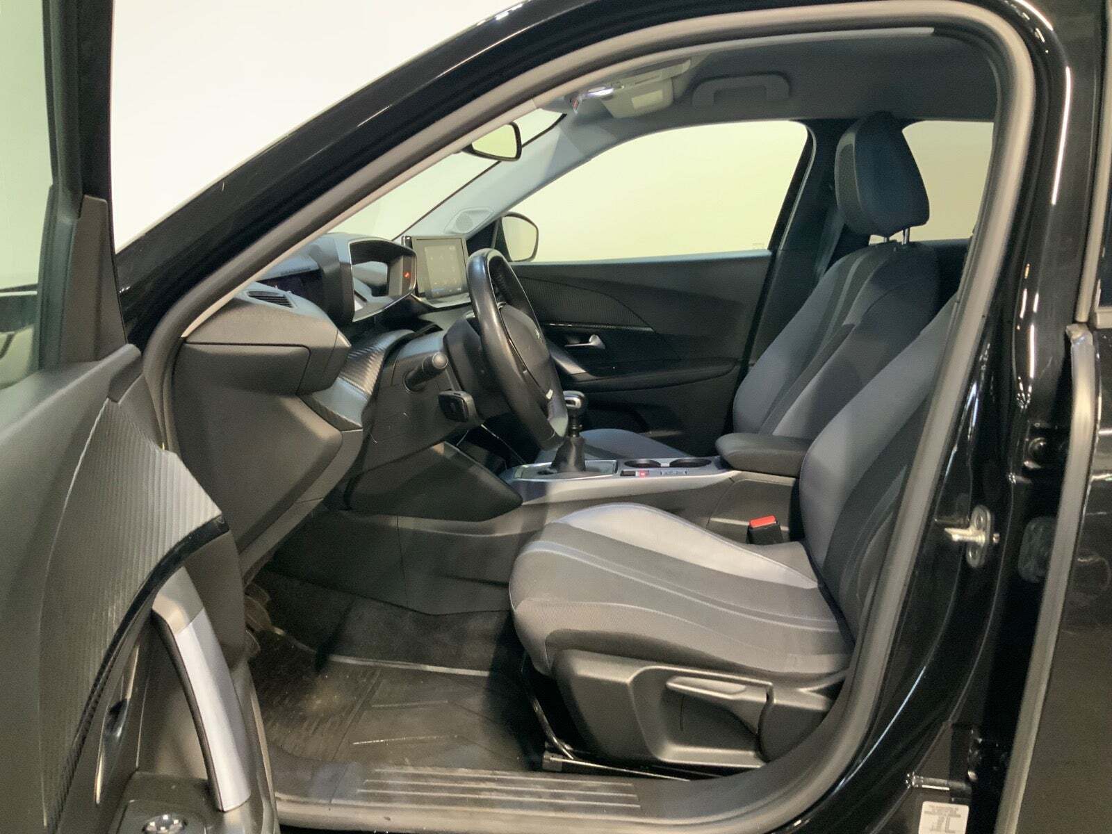 Peugeot 2008 1,5 BlueHDi 100 Allure Pack