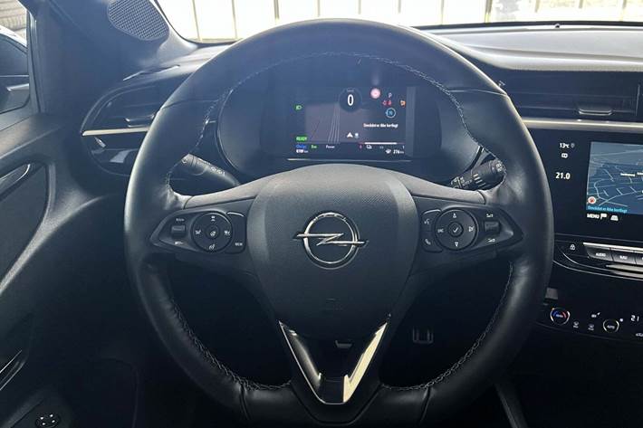 Hvid Opel Corsa-e fra 2023