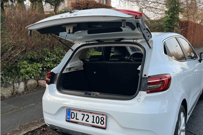 Hvid Renault Clio V fra 2020