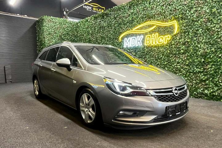 undefined Opel Astra fra 2017 set udefra