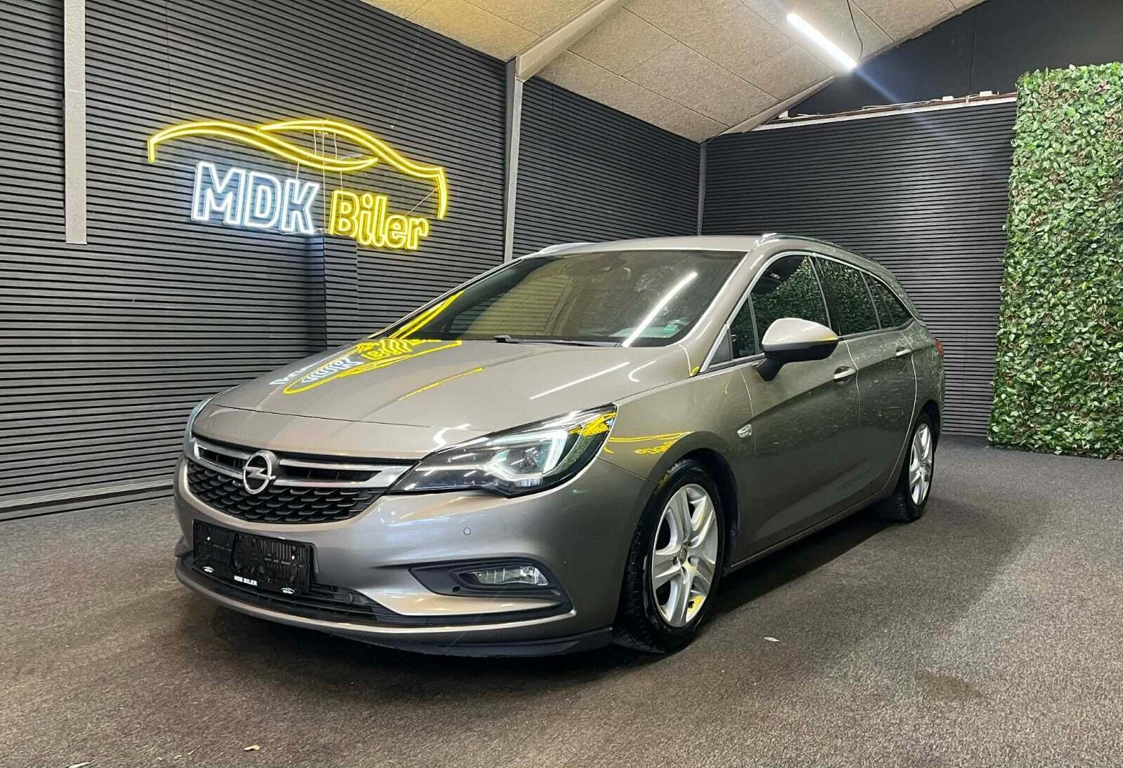 Opel Astra 1,6 CDTi 136 Active Sports Tourer aut.