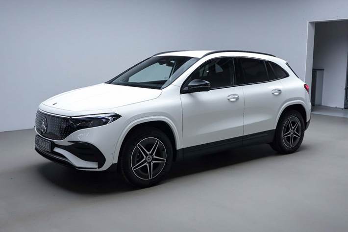 Hvid Mercedes EQA250+ fra 2026