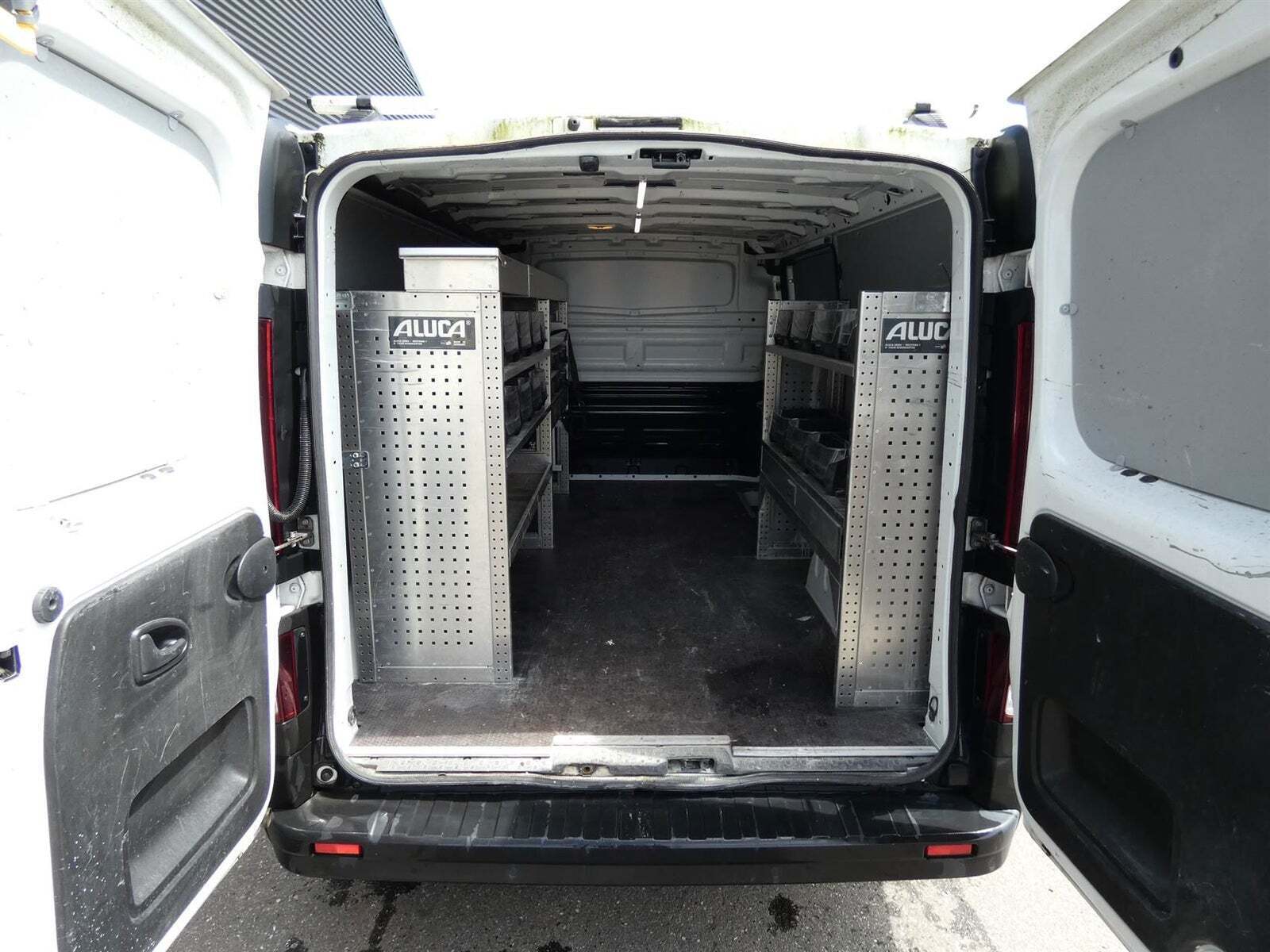 Renault Trafic T29 2,0 dCi 145 L2H1 EDC