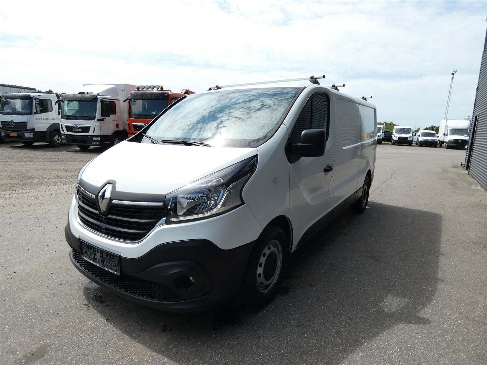 Renault Trafic T29 2,0 dCi 145 L2H1 EDC