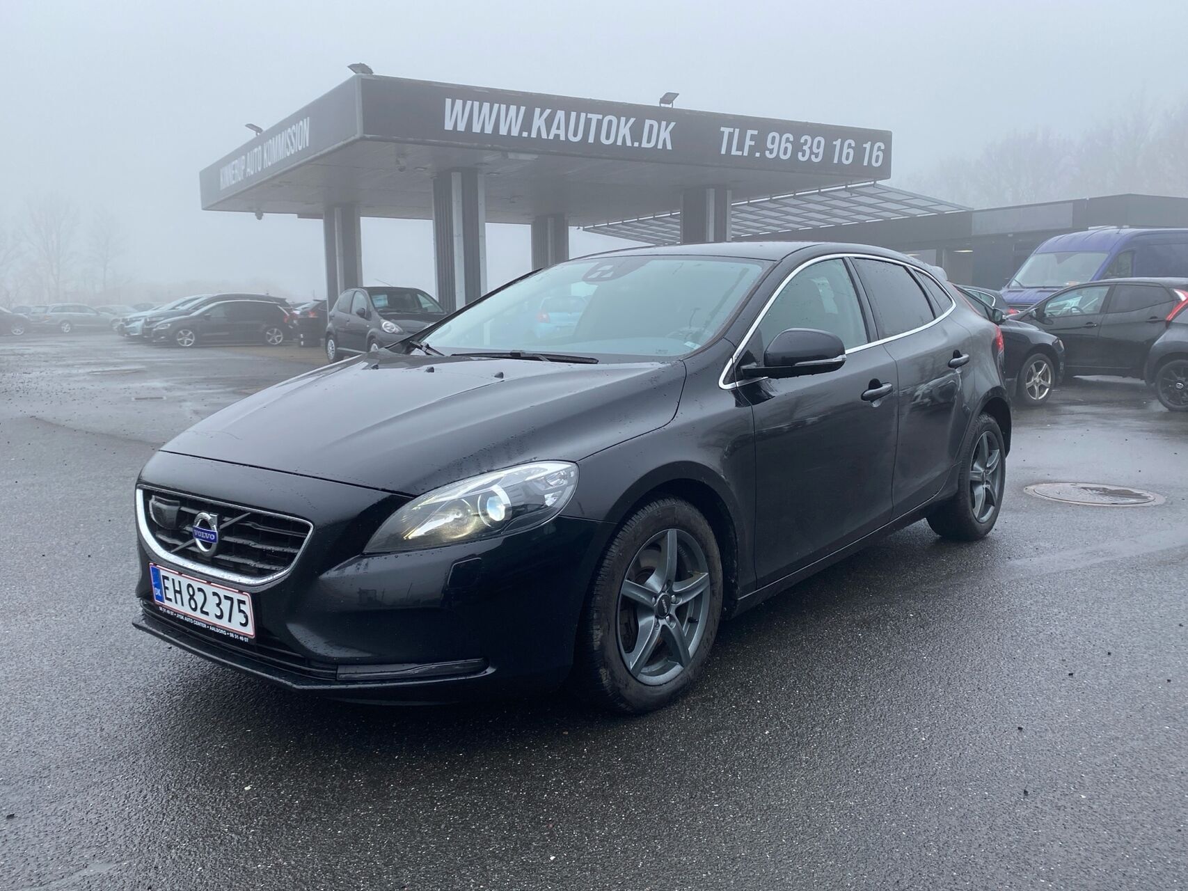 Volvo V40 2,0 D4 Momentum 190HK 5d 8g Aut.