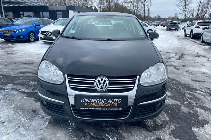 Sort VW Jetta fra 2007