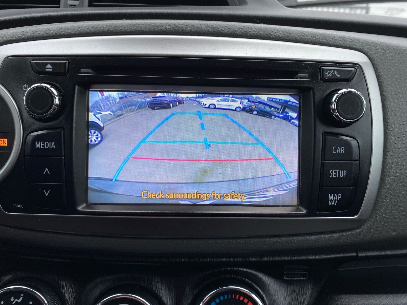 Sort Toyota Yaris fra 2014