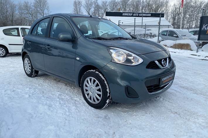Grøn Nissan Micra fra 2015