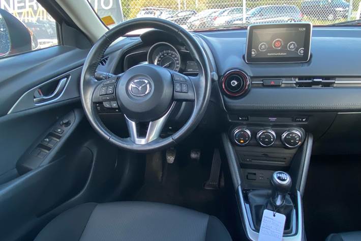 Rød Mazda CX-3 fra 2017