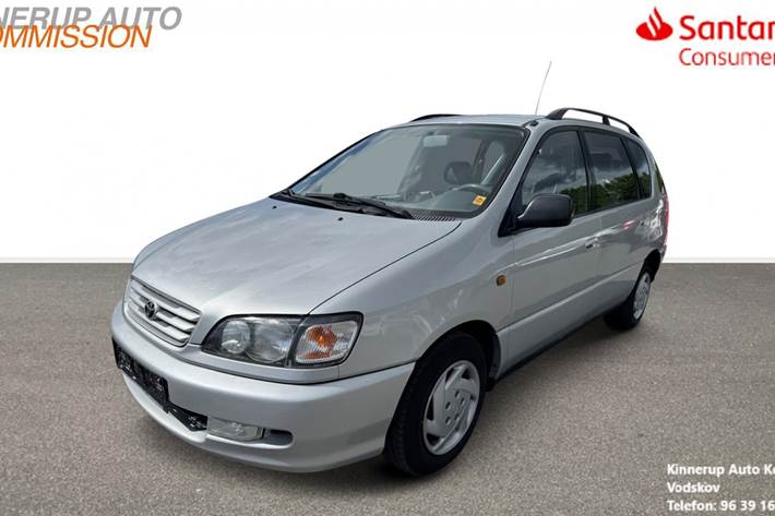 Sølv Toyota Picnic fra 1999