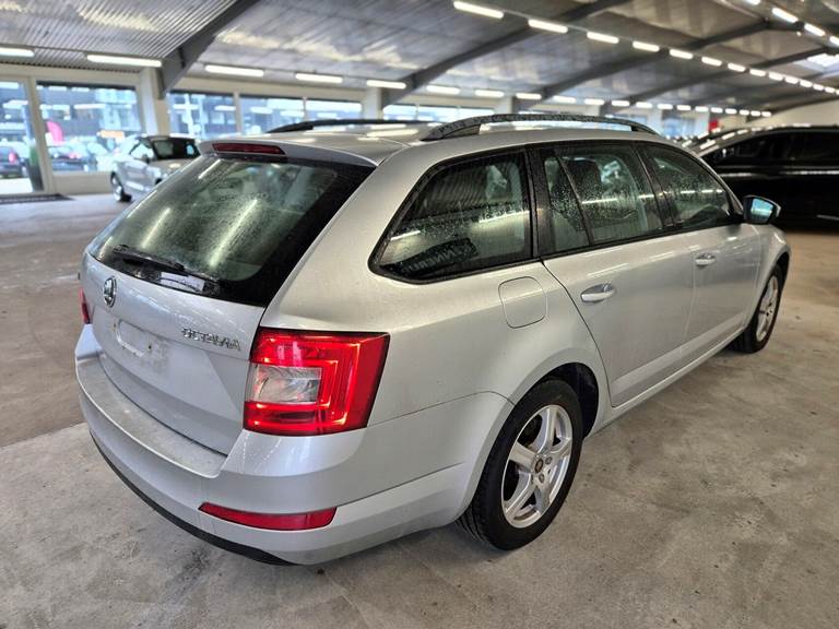 Skoda Octavia 1,2 Combi TSI Ambition 105HK Stc