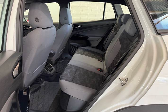 Hvid VW ID.4 fra 2023