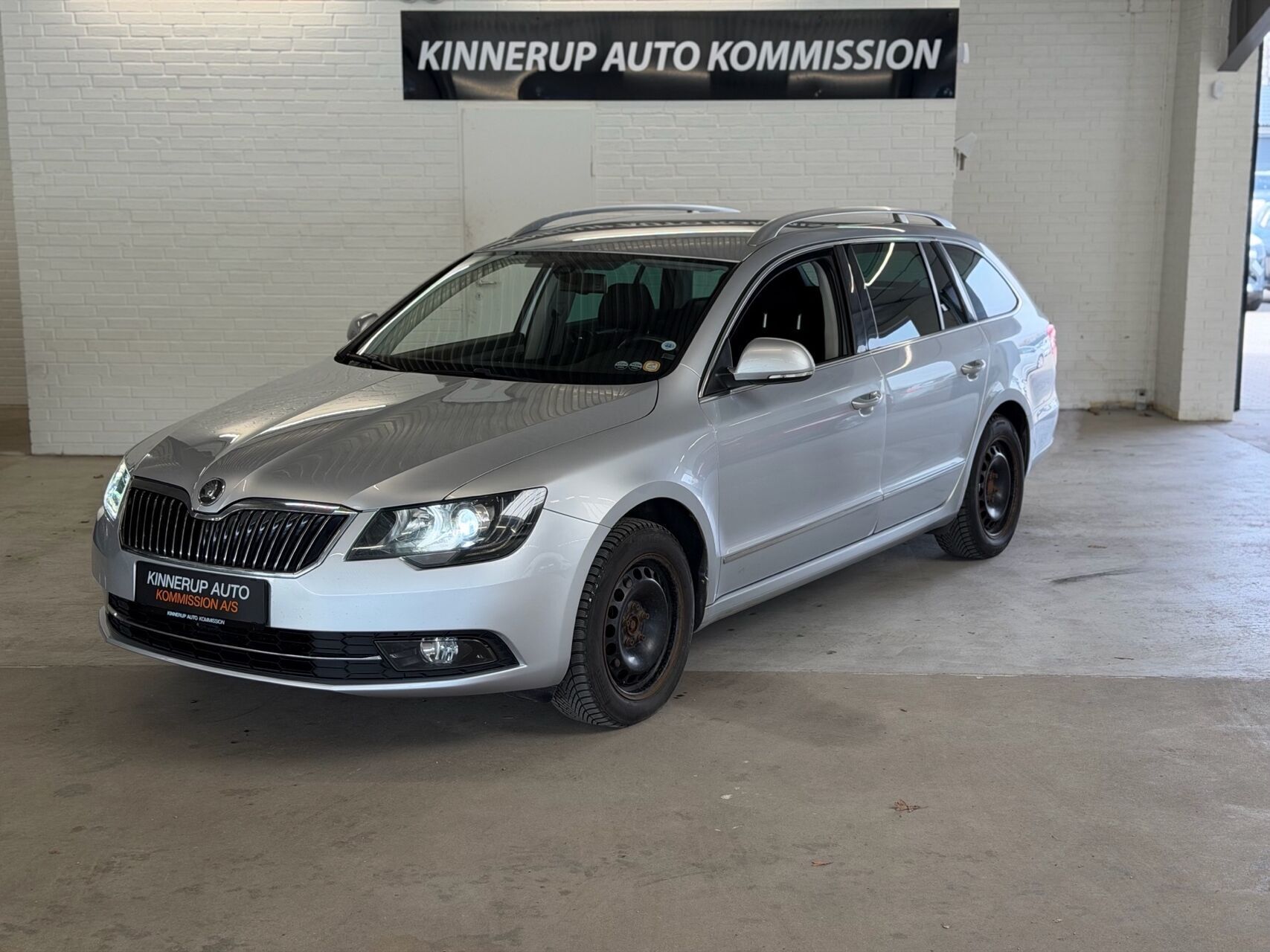 Skoda Superb 2,0 Combi TDI Common Rail DPF Elegance DSG 170HK Stc 6g Aut.