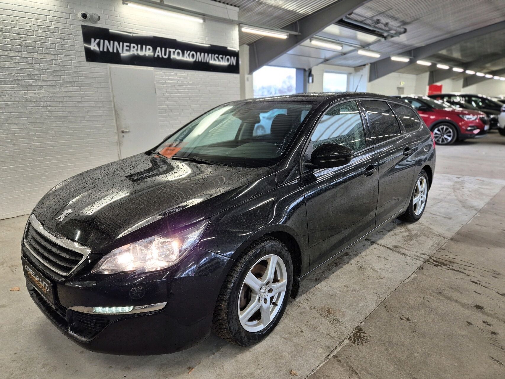 Peugeot 308 1,2 SW e-THP Chili 110HK Stc