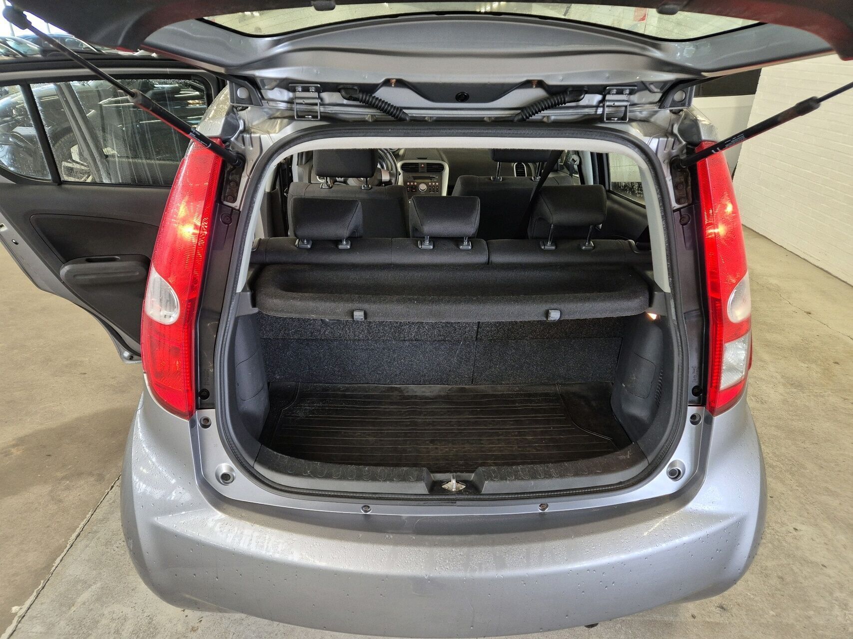 Sort Suzuki Splash fra 2010