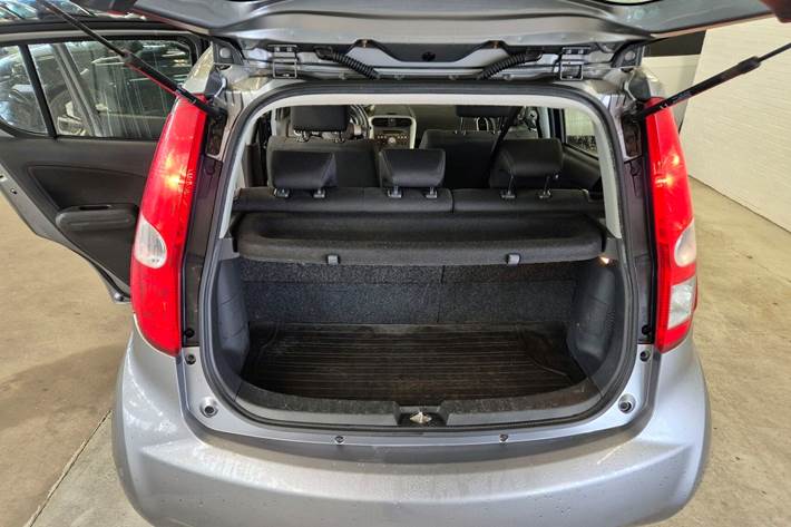 Sort Suzuki Splash fra 2010