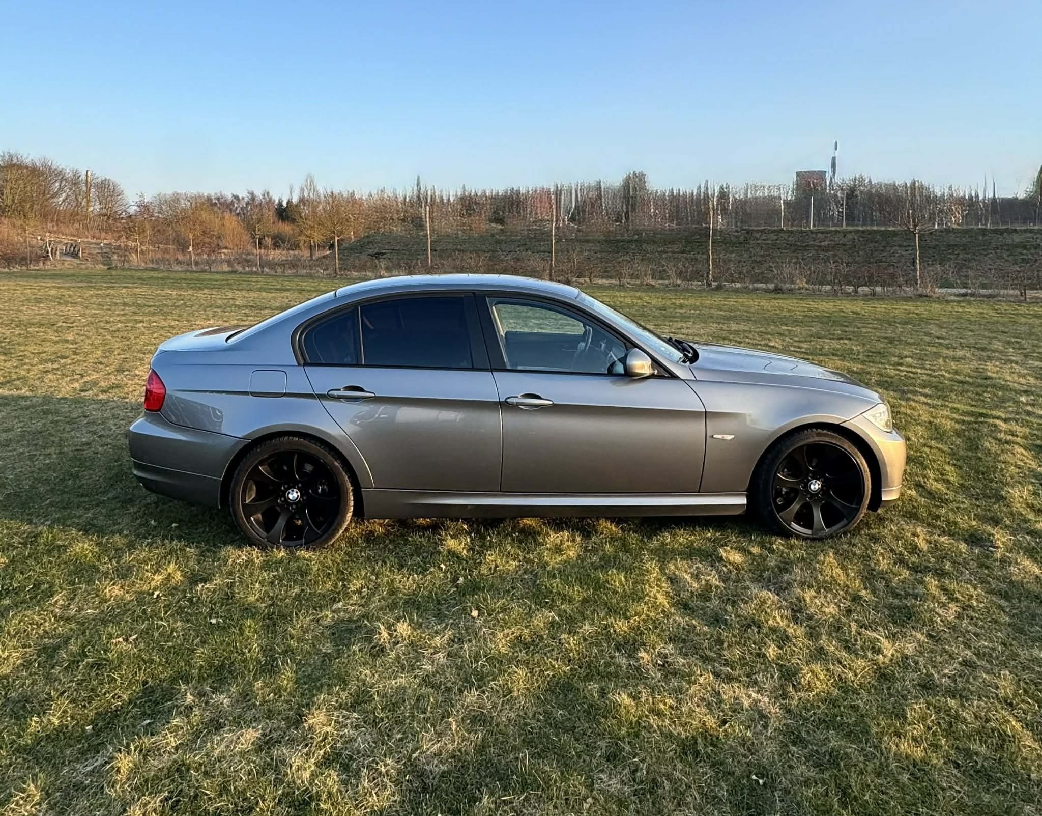 BMW 320i 2,0 320I