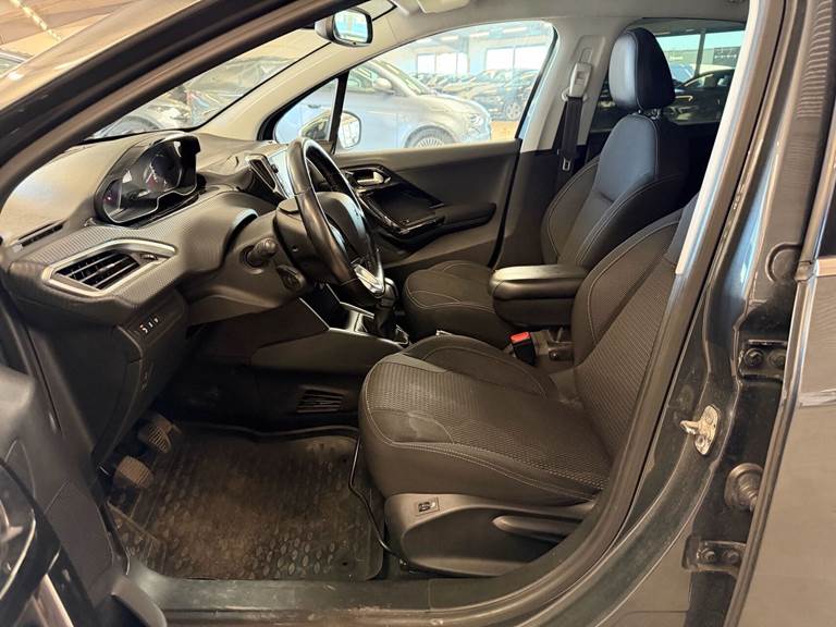 Peugeot 208 1,6 BlueHDi Desire 100HK 5d