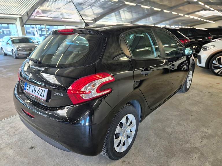 Peugeot 208 1,0 VTi Access + AirSound 68HK 5d
