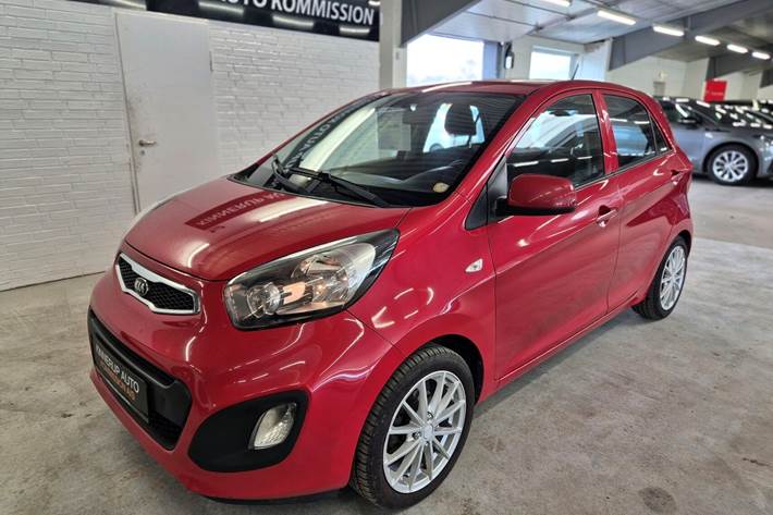 Rød Kia Picanto fra 2014