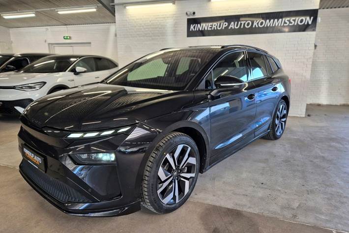 Sort Skoda Enyaq fra 2025