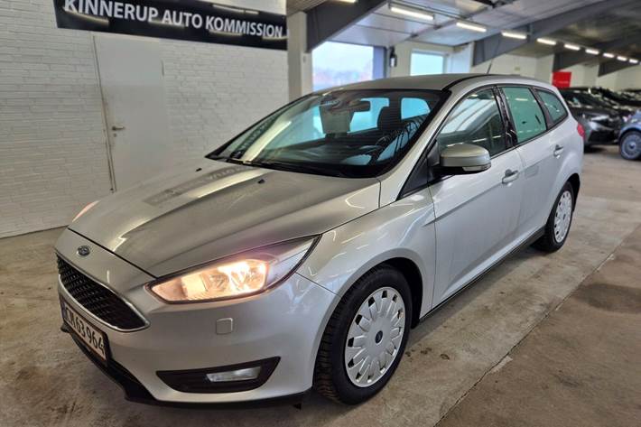 Sølv Ford Focus fra 2015