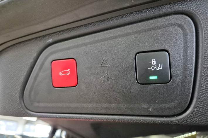 Hvid Peugeot 3008 fra 2021