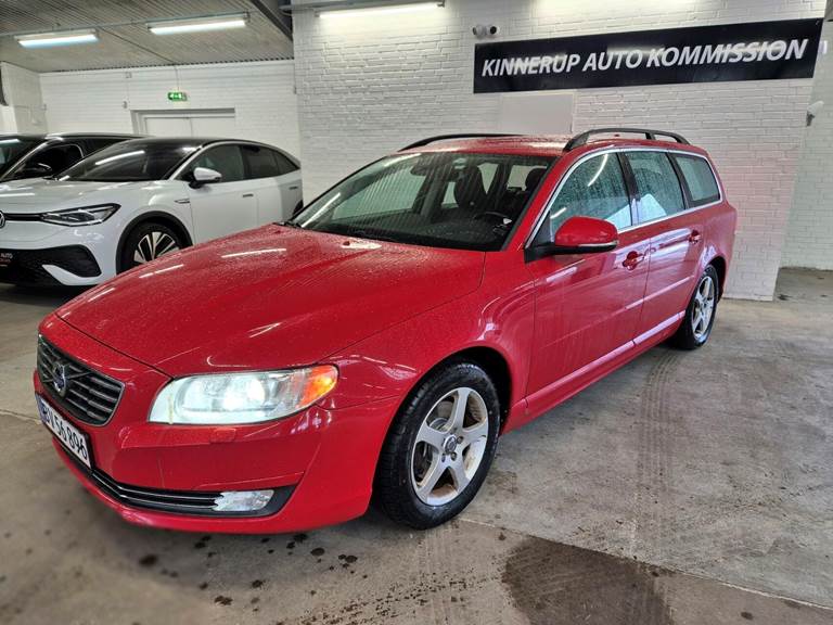 Volvo V70 2,0 D3 Momentum 136HK Stc 6g