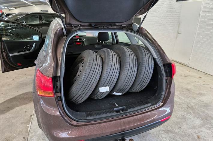 Bronze Kia Ceed fra 2013