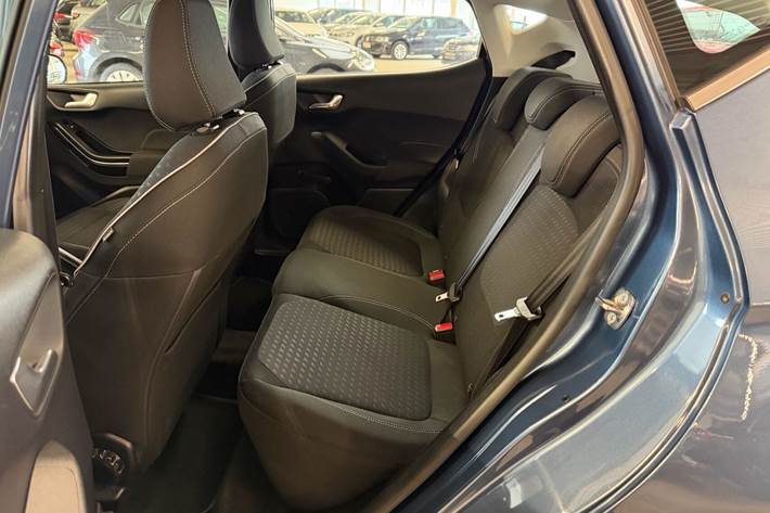 Blå Ford Fiesta fra 2018