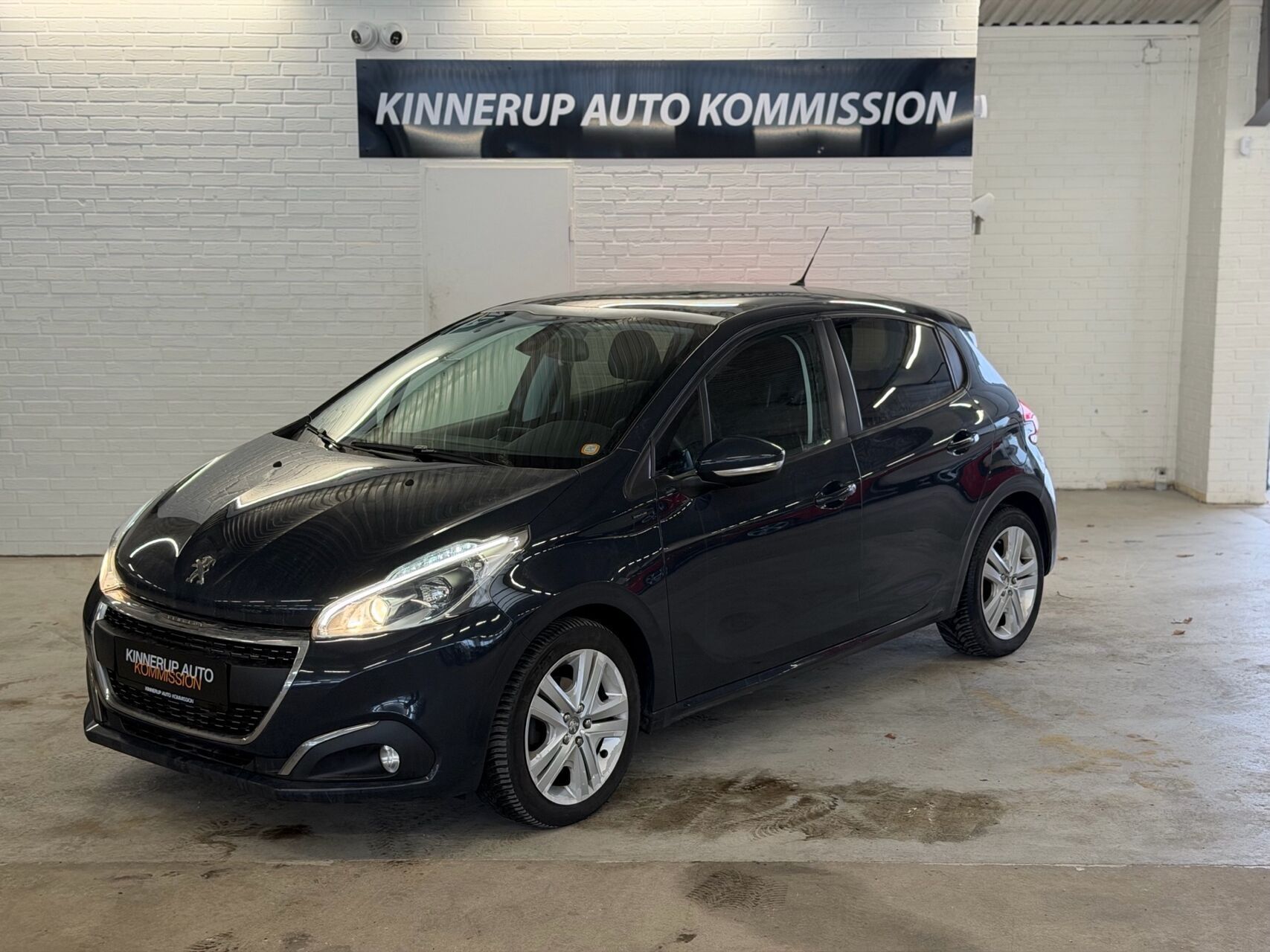 Peugeot 208 1,5 BlueHDi Signature+ 100HK 5d