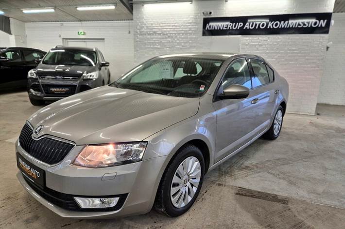 undefined Skoda Octavia fra 2016