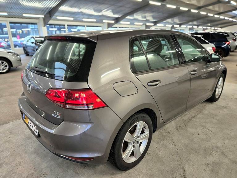 VW Golf 1,4 TSI BMT Highline 122HK 5d 6g