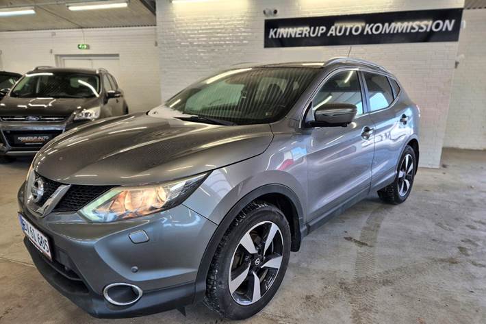 Sort Nissan Qashqai fra 2017