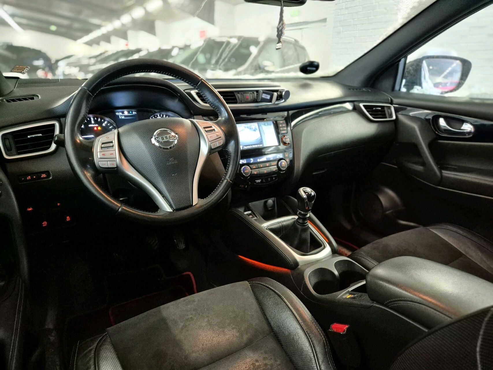 Nissan Qashqai 1,5 DCi N-Vision 110HK 5d 6g