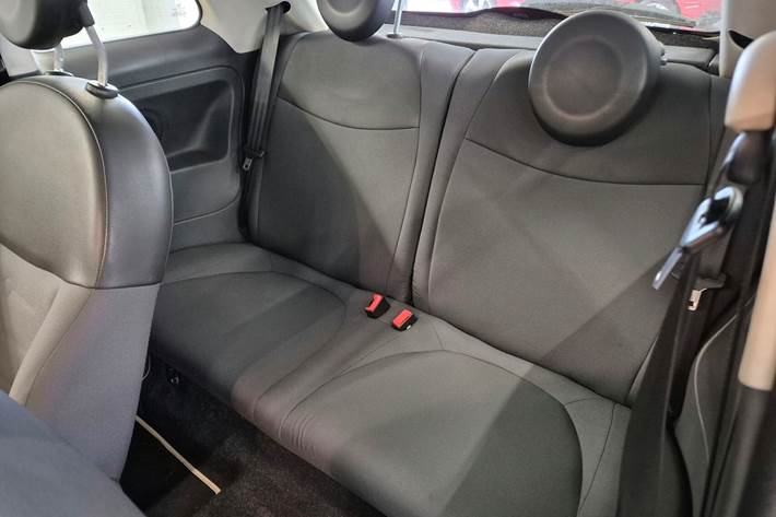 Hvid Fiat 500 fra 2012