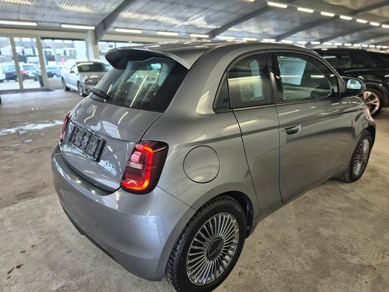 Fiat 500e 3+1 EL Icon 118HK 4d Aut.