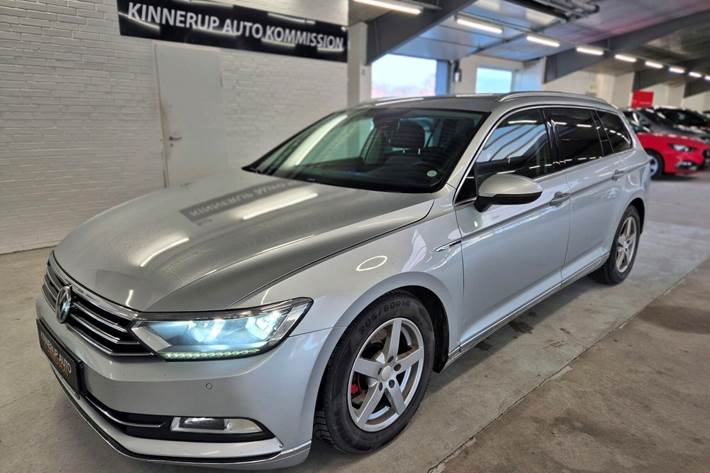Sølv VW Passat fra 2015