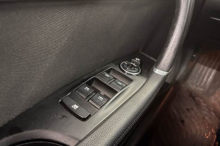 Grå Hyundai i40 fra 2011