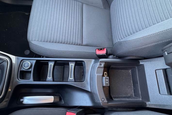 Sort Ford C-MAX fra 2015