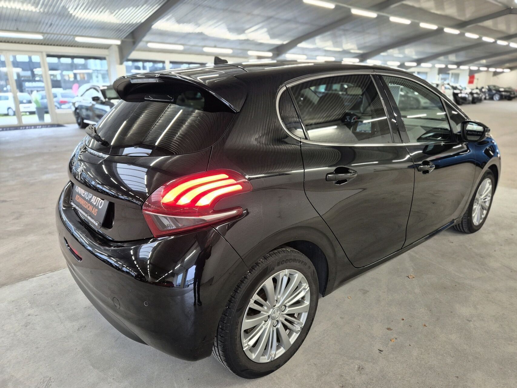 Peugeot 208 1,5 BlueHDi Allure 100HK 5d