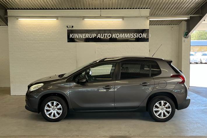 Sort Peugeot 2008 fra 2016