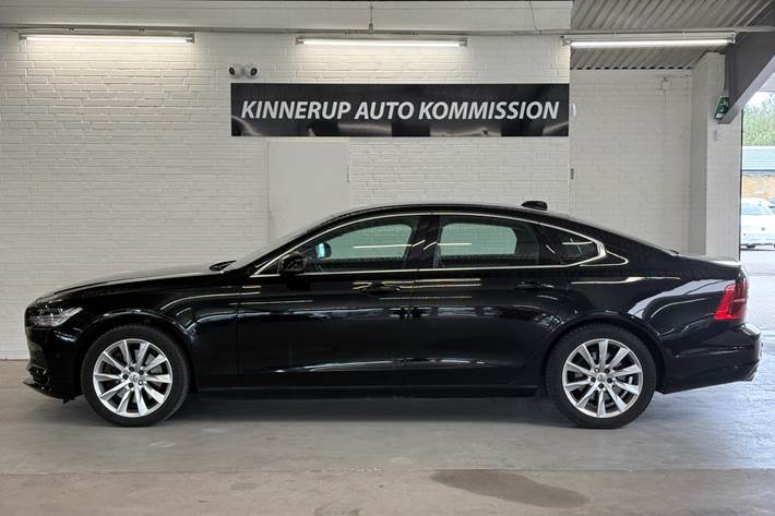 Sort Volvo S90 fra 2019