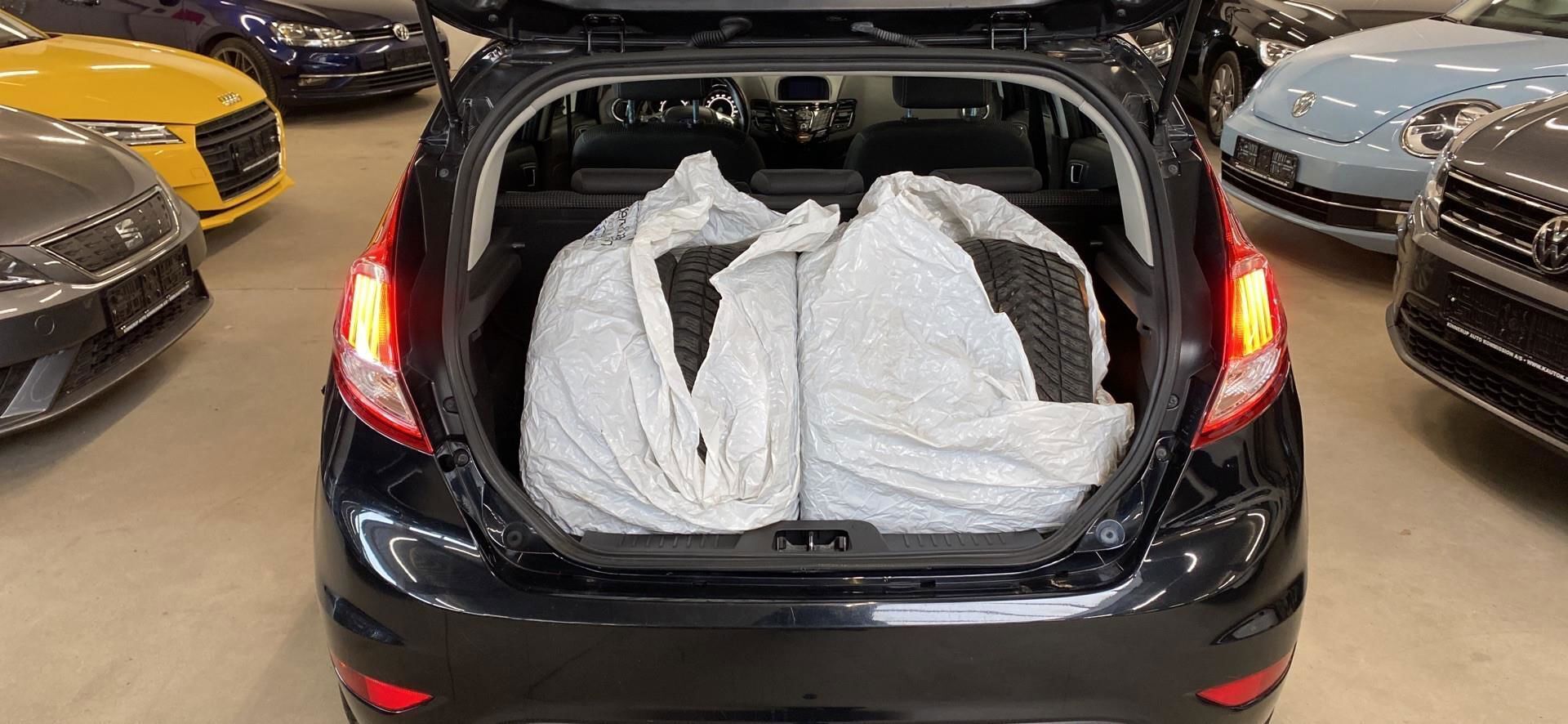 Sort Ford Fiesta fra 2015