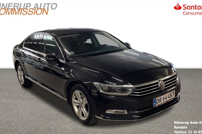 Sort VW Passat fra 2017