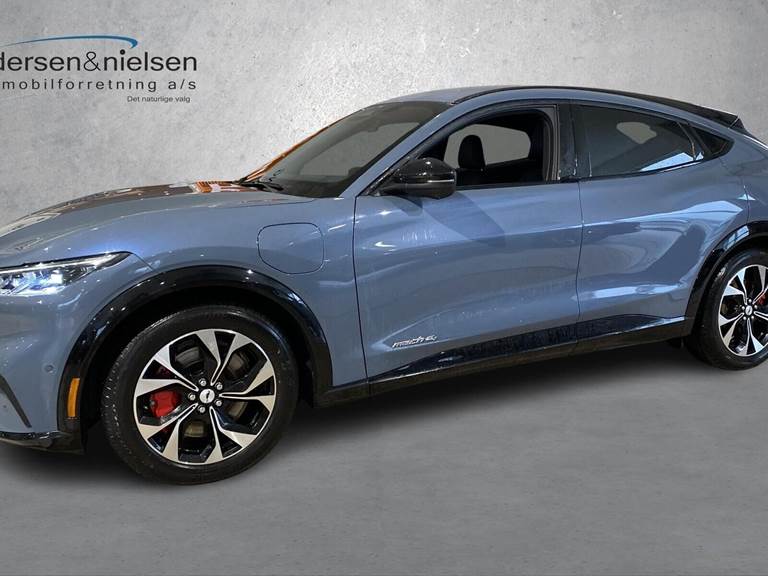 Ford Mustang Mach-E EL SR Premium AWD 269HK 5d Aut.