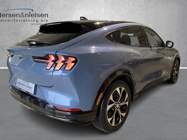 Ford Mustang Mach-E EL SR Premium AWD 269HK 5d Aut.