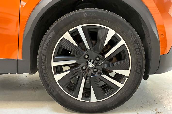 Bronze Peugeot e-2008 fra 2022