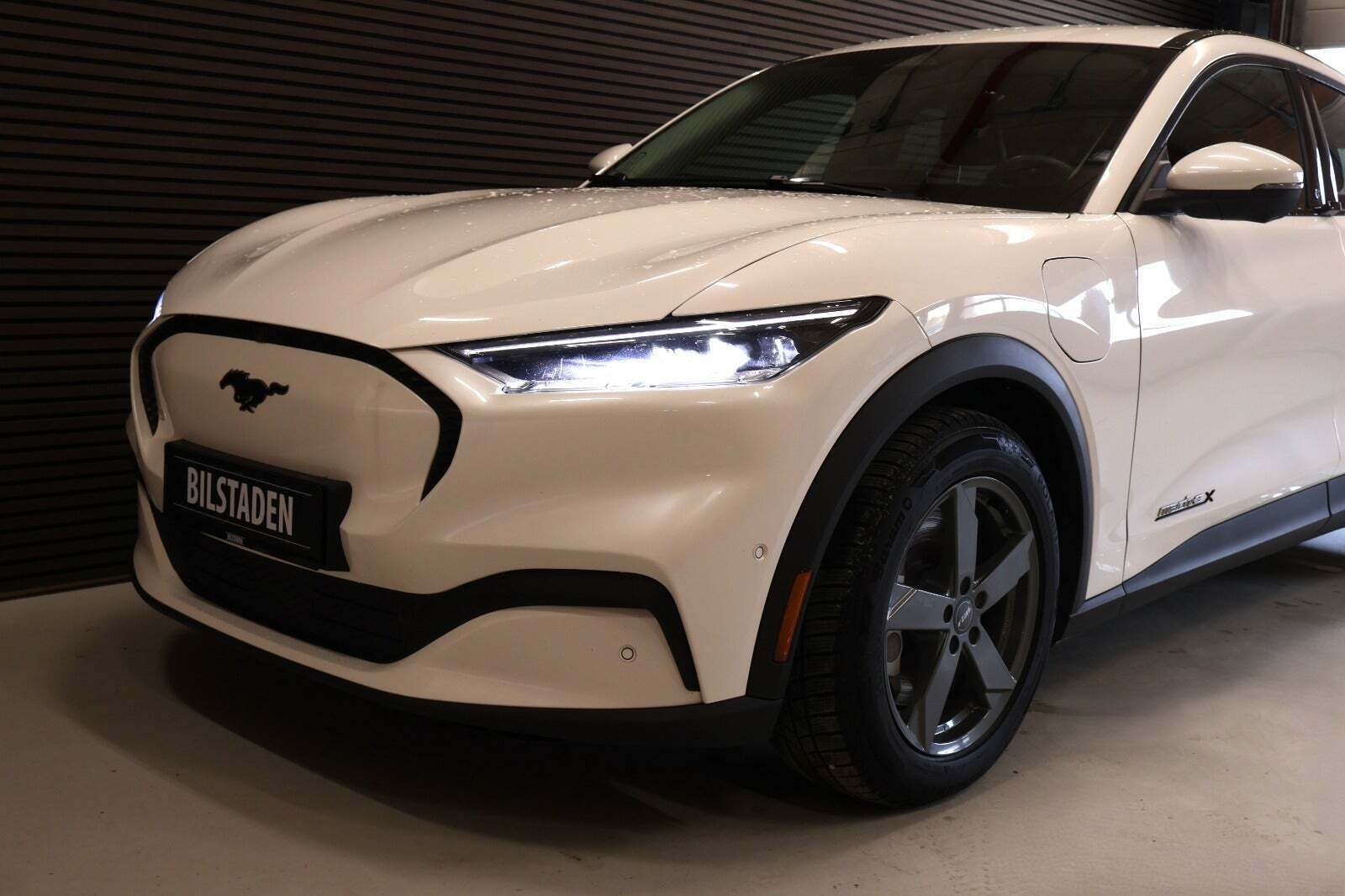 Ford Mustang Mach-E 88 Premium Extended Range