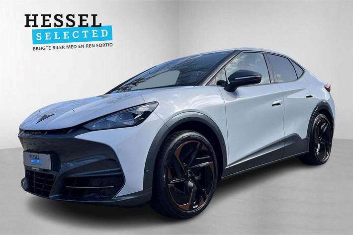 Hvid Cupra Tavascan fra 2025 set udefra
